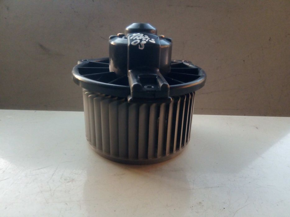 Motor da chauffage / sofagem TOYOTA Yaris (_P1_)