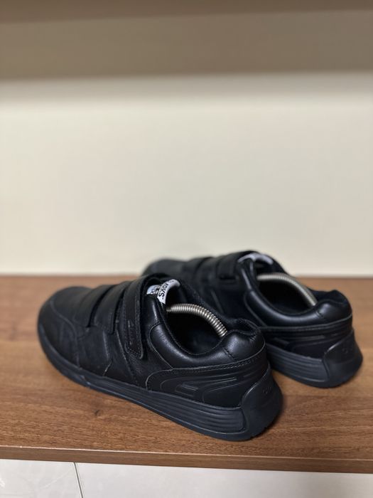 Кросівки Clarks 40 р. Кросовки( 26 см) . Шкіра