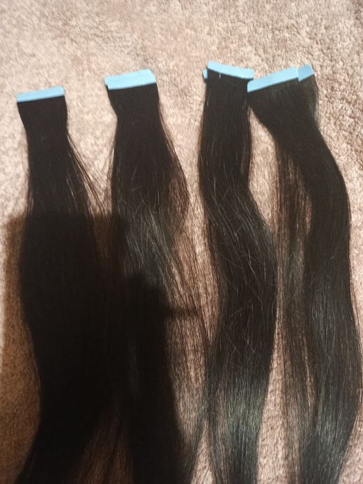 Włosy tape on czarne