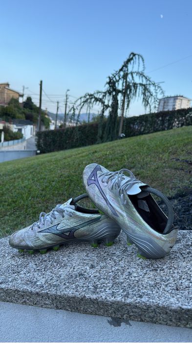 Chuteiras Mizuno Alpha Pro FG