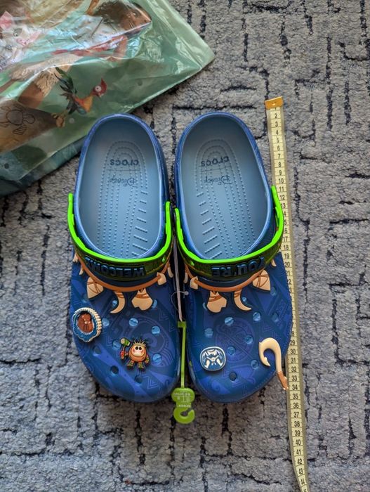 Оригінальні Crocs Disney Moana Maui — Нові