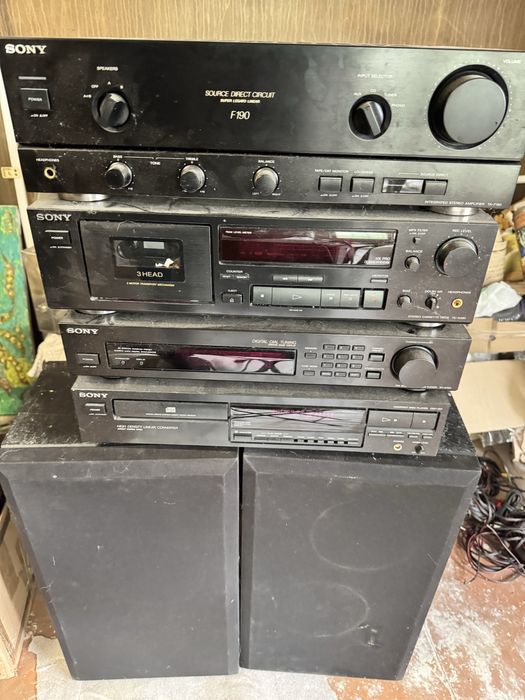 Музыкальный центр