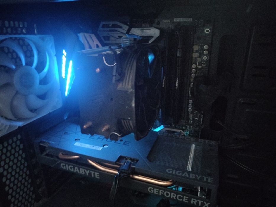intel core i7 8700k + plyta glowna asus z370 + spartan 3 pro