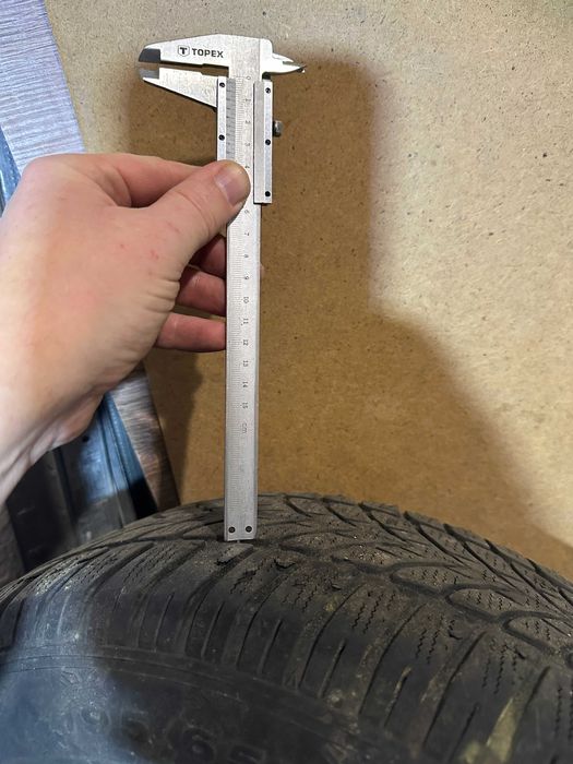 Комплект зимові шини Dunlop та диски 195/65R15