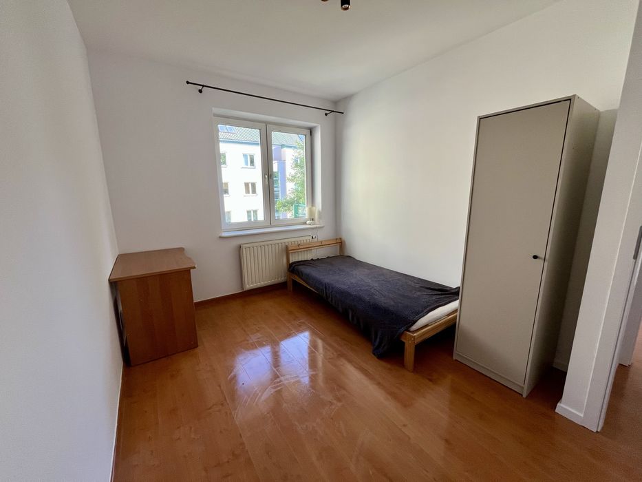 Pokój dla studenki Osiedle Podwawelskie/ Room for a student