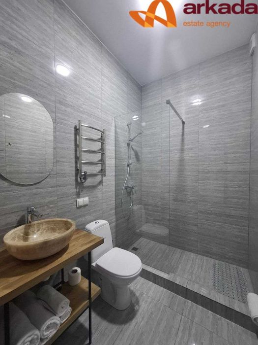 Продається новий готельно-відпочинковий комплекс в курортному Яремче.