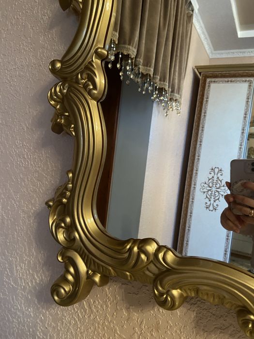 Дзеркало Дженіфер