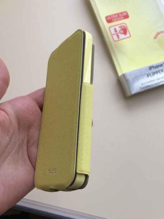 Чехлы для iPhone 5c