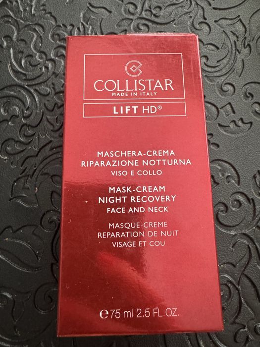 Collistar Lift HD Mask-Cream Night Recovery to regenerujący krem-maska na noc o pojemności 75 ml.