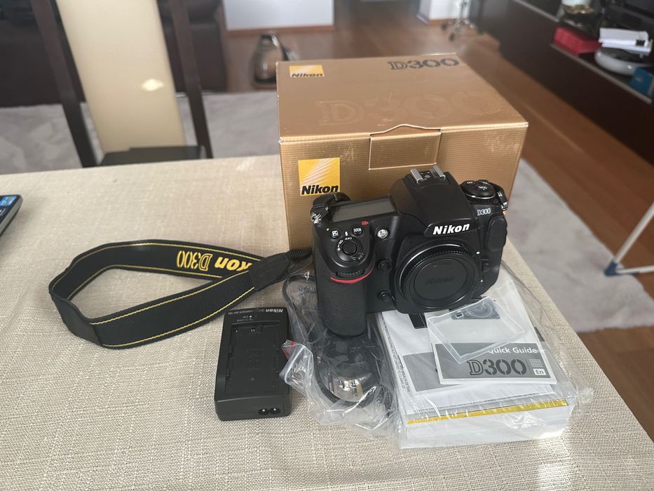 Aparat Nikon D300