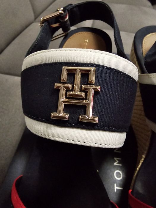 Buty na koturnie Tommy Hilfiger