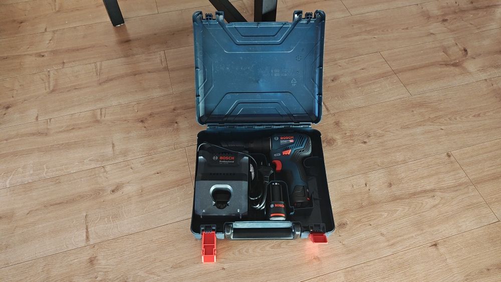 Wkrętarka Bosch GSR 12V-30