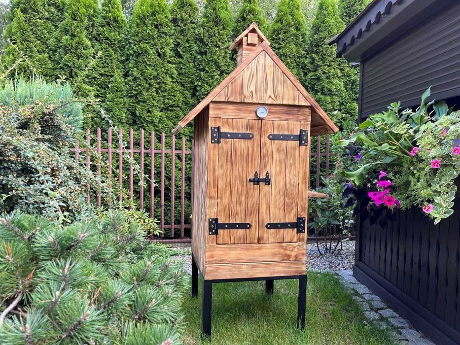 Wędzarnia ogrodowa drewniana TOKO