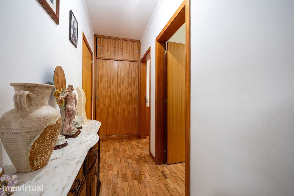 Apartamento T3 Venda em Oliveira de Azeméis, Santiago de Riba-Ul, Ul,