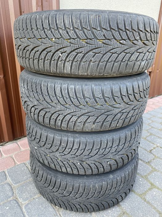 Opony zimowe z felgami ford fiesta