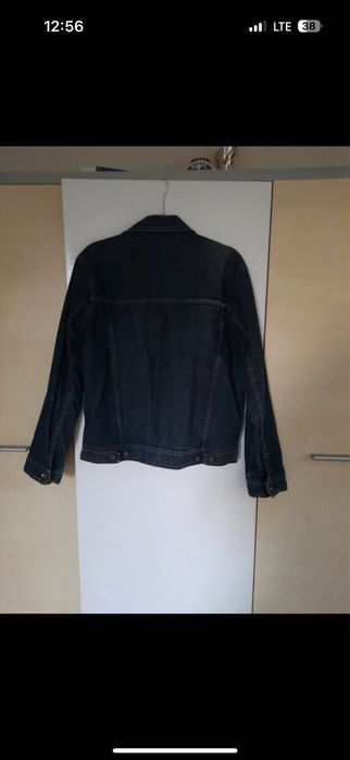 Jeansowa kurtka w stylu VINTAGE