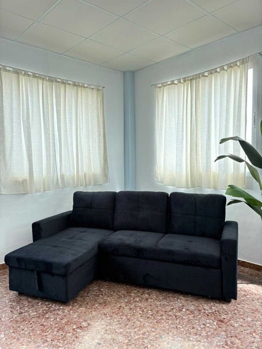 SOFA CAMA COM ARRUMAÇAO NOVA  envio gratis paga na casa