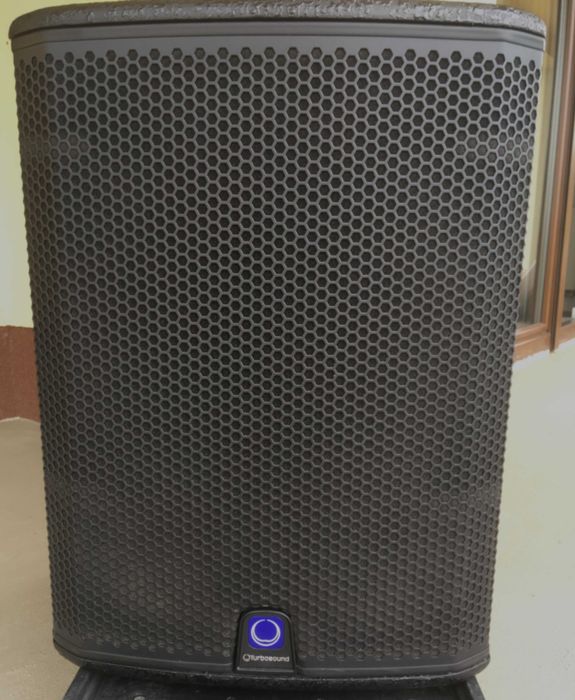 Turbosound iQ15B subbas aktywny, subwoofer + pokrowiec