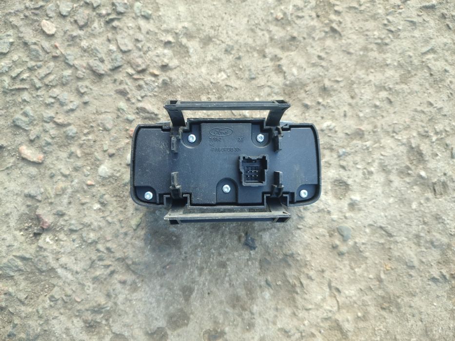 Продам блок управления света на ford escape kuga