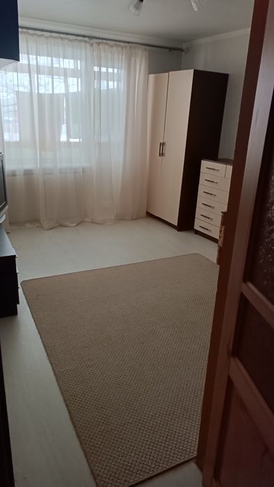 Здам подобово, потижнево, помісячно 1 кімнатну квартиру на 1 поверсі