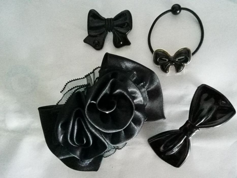 Ganchos / Elástico / Pin / Broche pretos