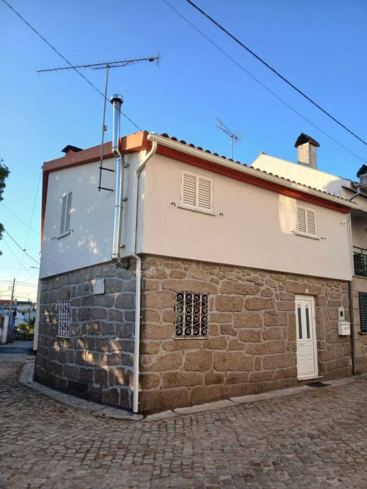 Casa mais uma quintinha