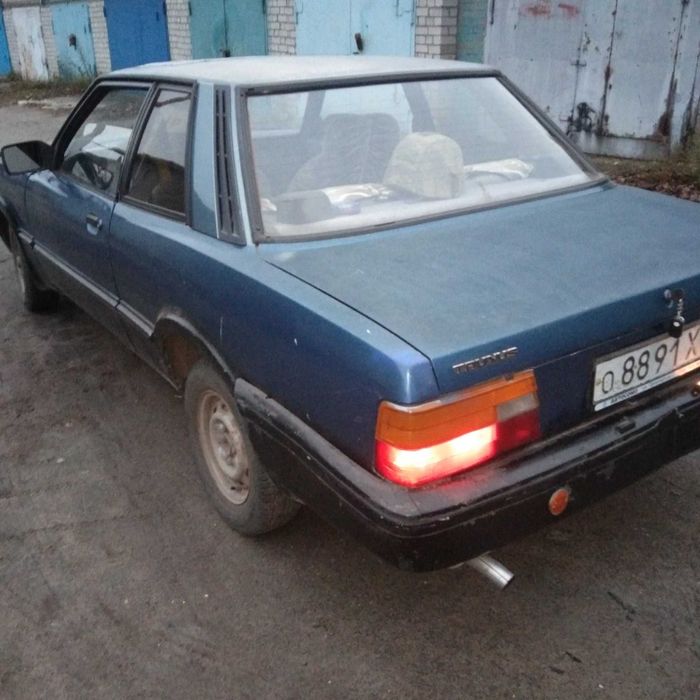 Автомобиль  FORD