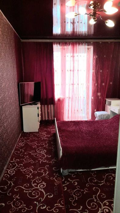 Подобово 2-х кімнатна квартира в центрі Ізюма