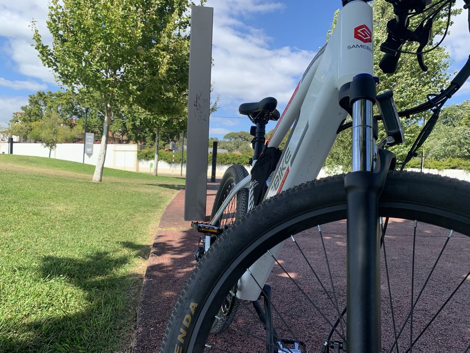 Bicicleta elétrica bom estado