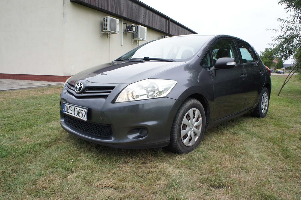 Toyota Auris 1.4 D-4D 2010 Lift zadbana bez rdzy