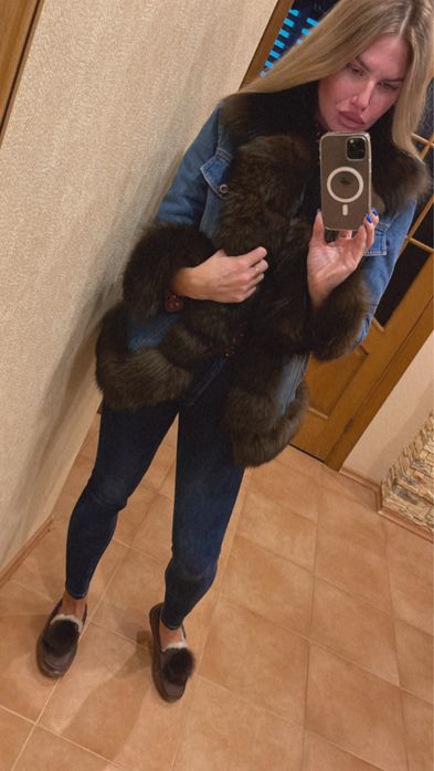 Тепла зимова джинсовка (натуральне хутро) з песцом