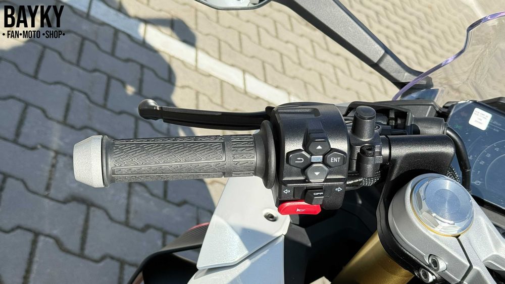 Мотоцикл CFMOTO 450SR