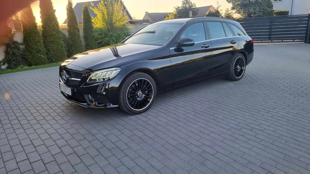 Mercedes-Benz Klasa C W205 combi 220d 9g-tronic