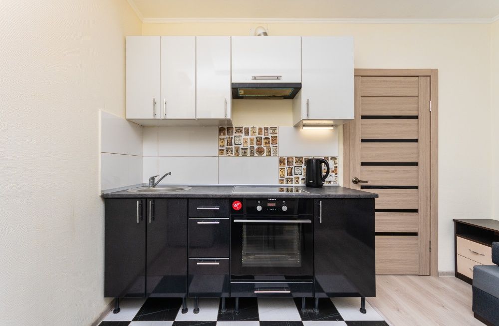 Погодинно! Поруч з парком Покровським на вул. Полтавській!