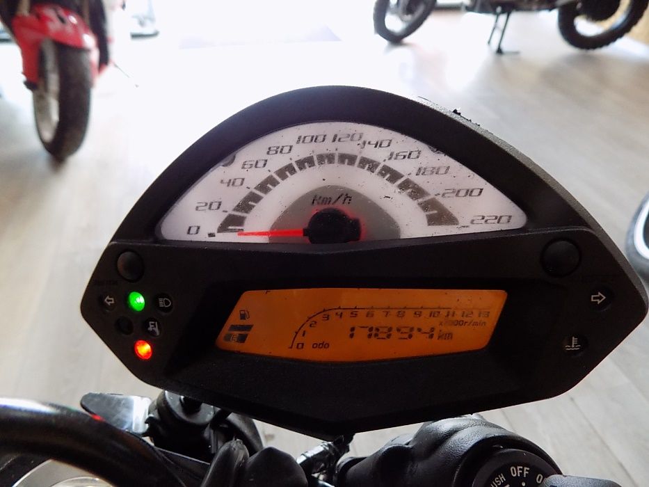 Kawasaki Er6n 2010 para peças.