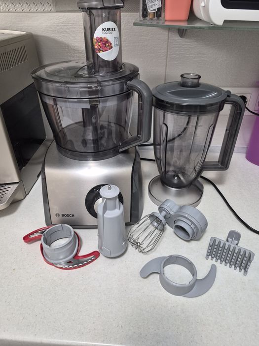 Продаи кух комбайн BOSCH MCM68885. Бу в гарному стані. Ціна 4000грн.