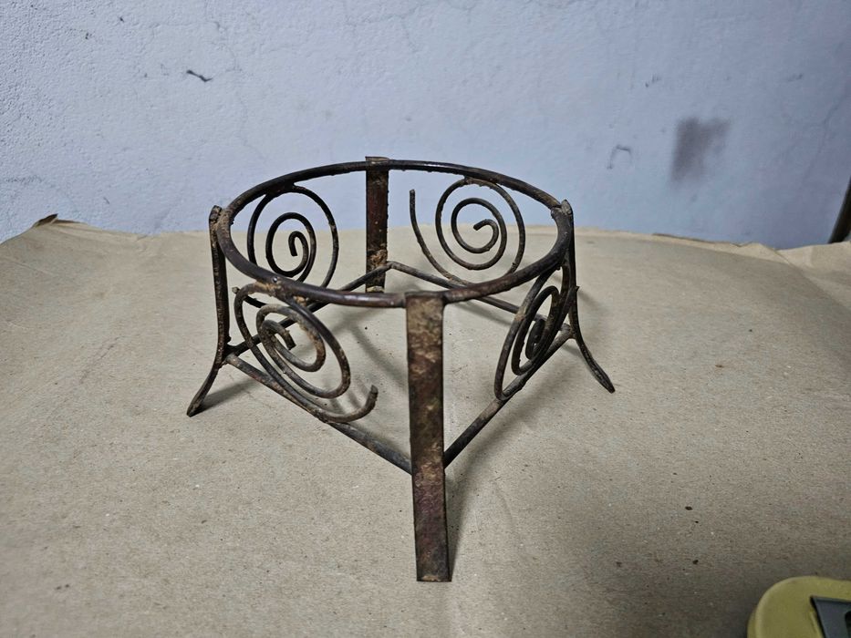 Suporte para uma taça, pote ou vaso