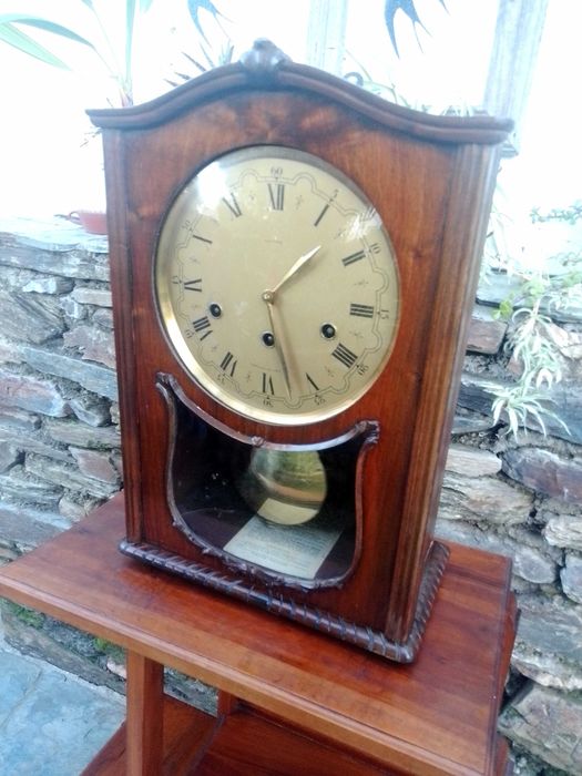 Relógio de parede antigo