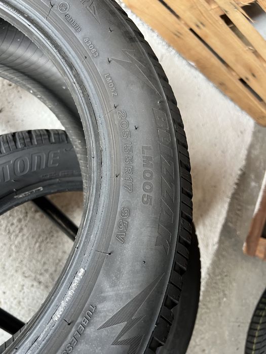 Зимові шини‼️205/55 R17 Bridgestone Blizzak LМ005 95V 7.7мм 2022рік
