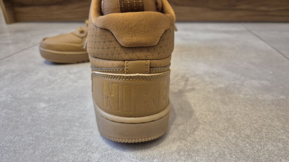 Buty ocieplane za kostke Nike 40