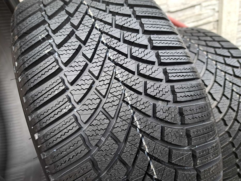 4 Opony Nowe zimowe 225/40 R18 Bridgestone Montaż i wyważenie Gratis!