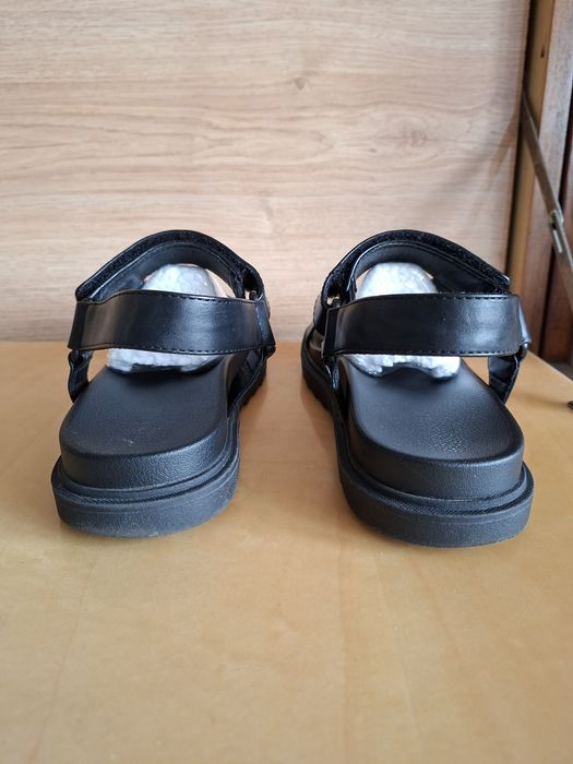 Sandały CATWALK- Deichmann rozm.38 dł.wkładki 24 cm.