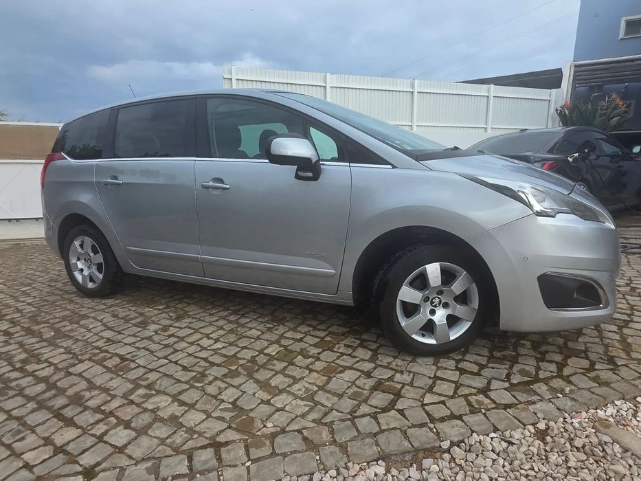 Peugeot 5008 e-HDI 115 ETG6 Stop&Start Business-Line