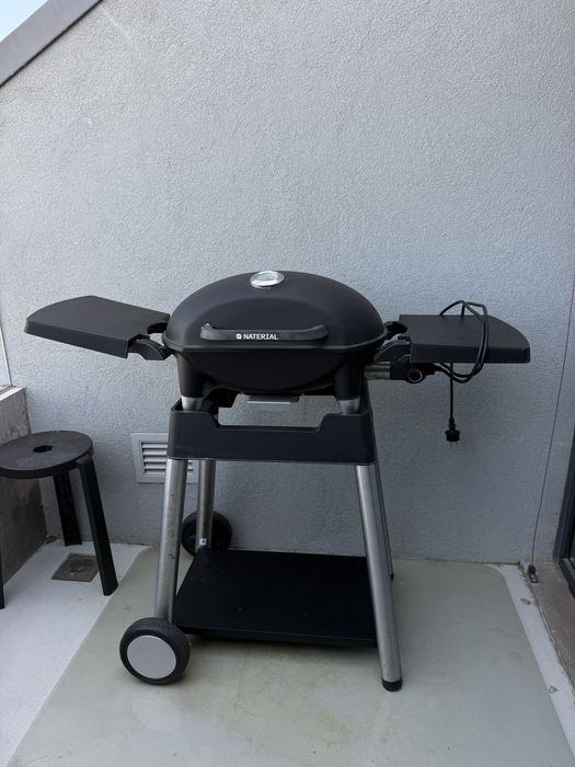 Barbecue Elétrico NATERIAL Premium com Carrinho, Termómetro e Mesas Laterais