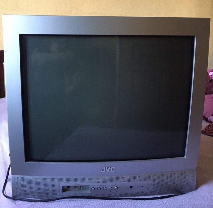 Телевизор JVC