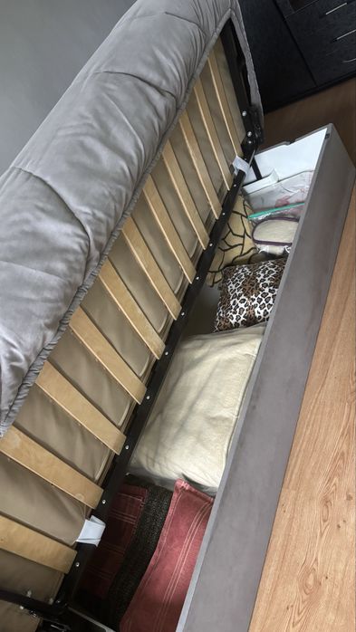 Sofa rozkladana.