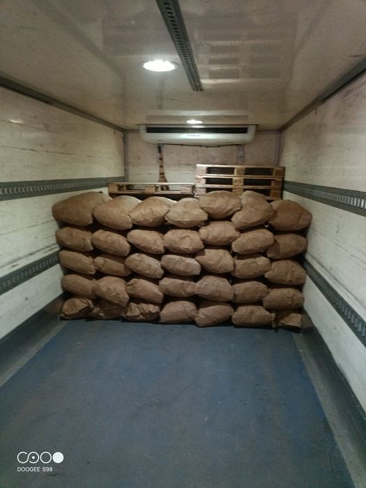 Продаж, деревне вугілля для мангалу, бумажні мішки 10кг, береза.