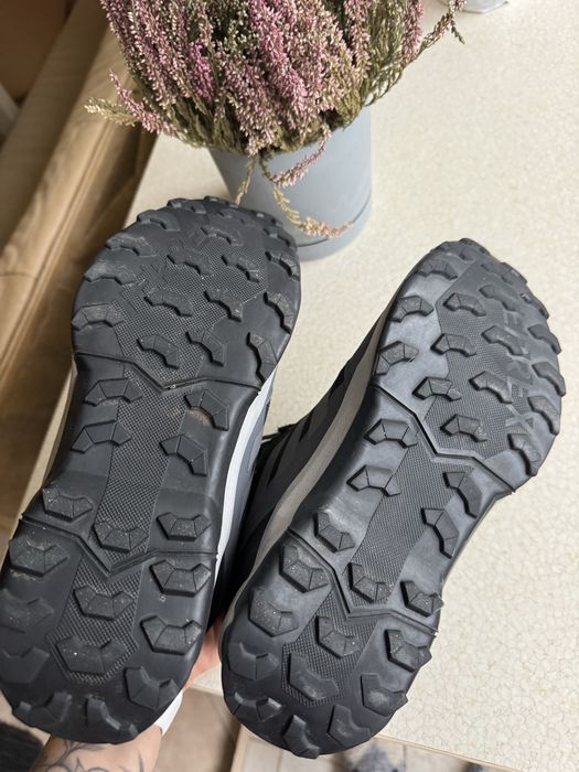 Зимові черевики Adidas розім 38 2/3 устілка 24.5 см