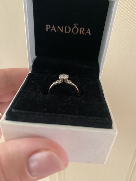 Золотое кольцо 585 проба цирконий фианит подарок на новый год