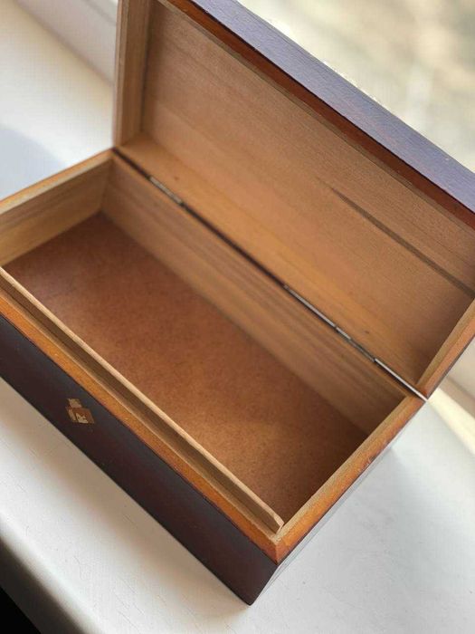 Шкатулка дерев'яна 24х14 см